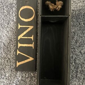 Black Wooden Vino Wine Box